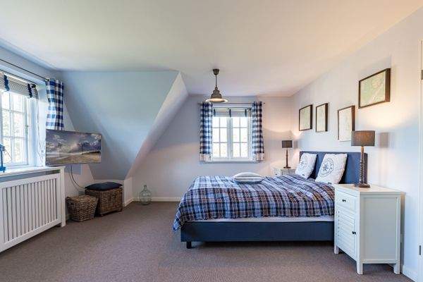 Haus I - DHH rechts - großes Elternschlafzimmer