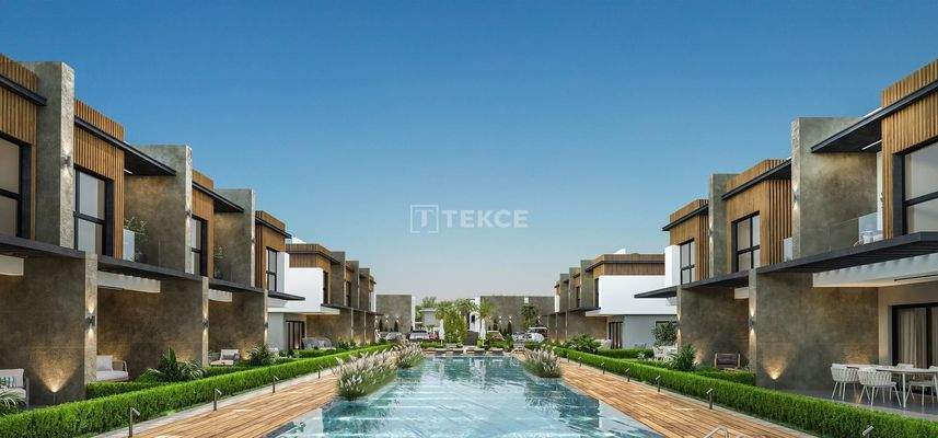 Villas Close to the Sea in a Complex with Pool in Kuşadası Turkey