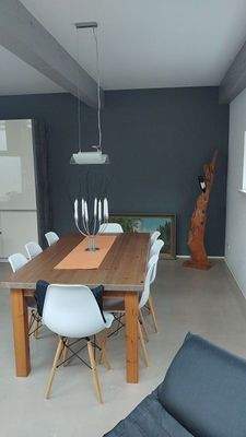 großzügiger Essbereich.jpg