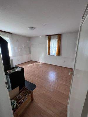 EBF786C6-CEB8-43F4-BE37-1CB8DD265184