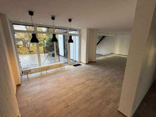 001 Wohn-Essbereich EG (Titel 1).JPG