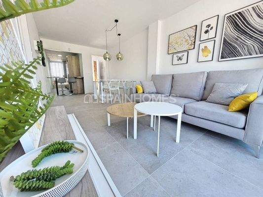 Stylish Flats with Garden or Solarium in Torrevieja