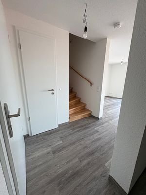 Flur Hauptwohnung EG 1.jpg