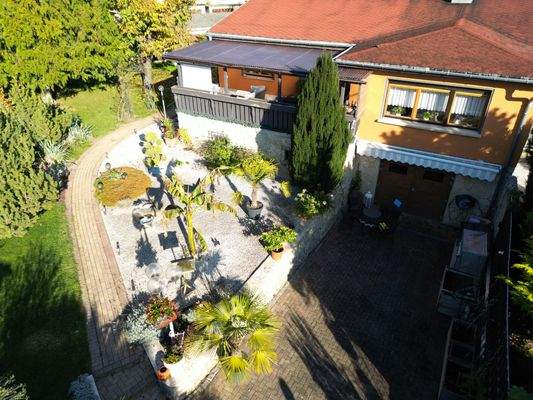 Einfahrt - Blick Eingangsbereich