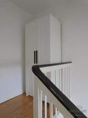 Kleiderschrank im Vorflur