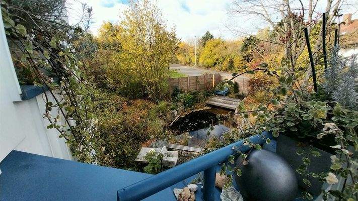 Teichanlage von Dachterrasse