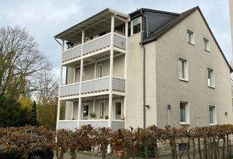 Hausseite West mit Balkon