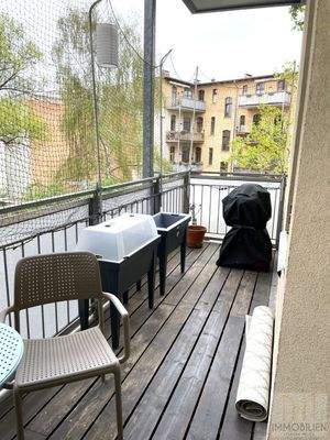 Balkon mit Blick zum Innenhof