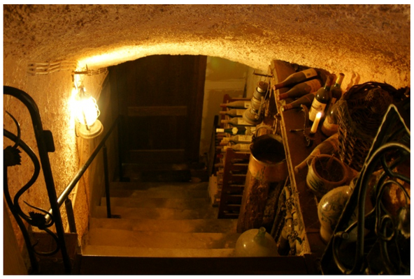 Zugang zum Bierkeller