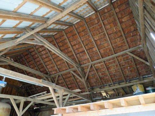 gut erhaltener Dachstuhl