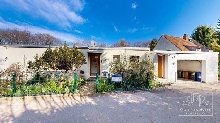 Hausansicht von der Straße