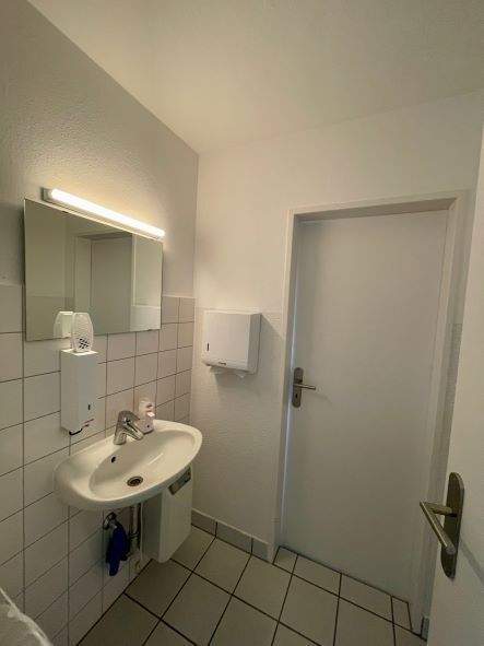 WC2