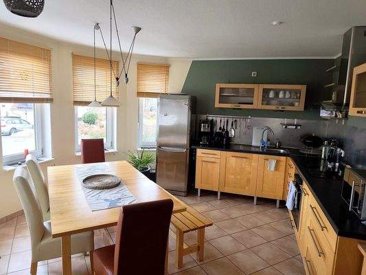 Küche mit Essbereich EG