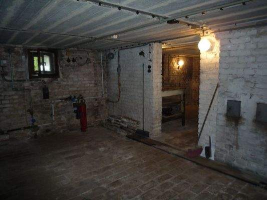 Keller Raum 1