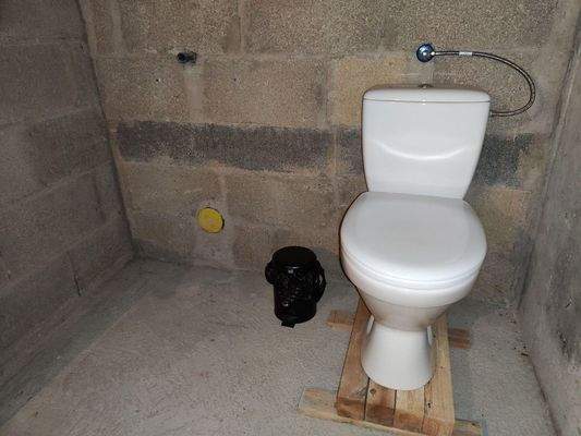 Provisorium Toilette