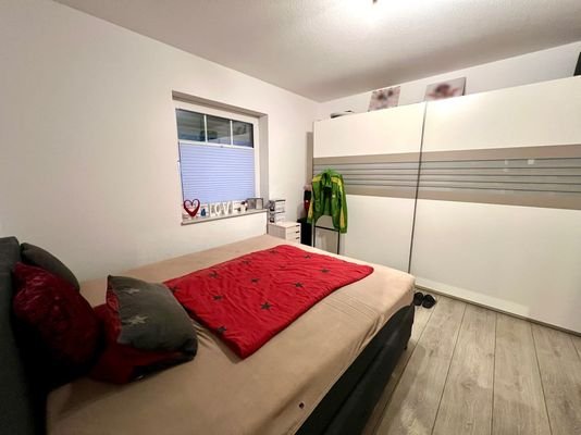 Schlafzimmer EG 