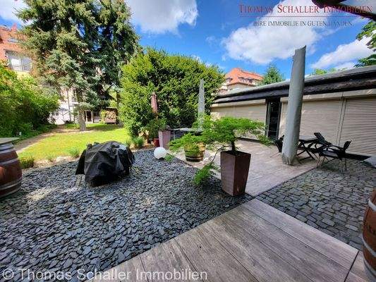 Blick über Terrasse 