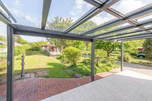 Überdachte Terrasse 