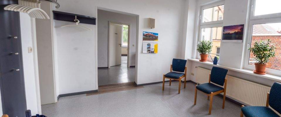 EG - Praxis - Warteräume 8322