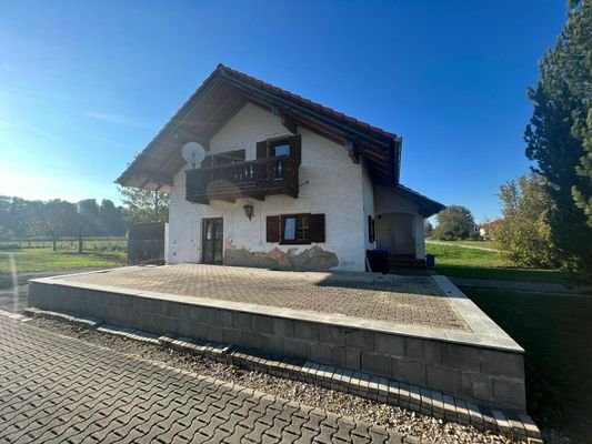 Haus mit Terrasse