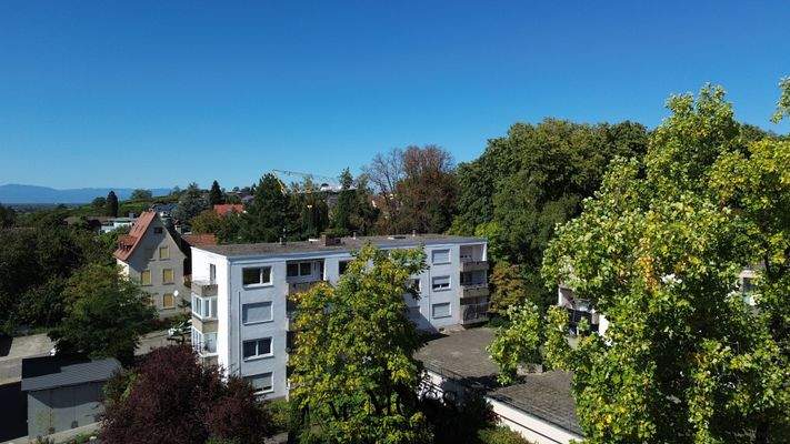 Die grosse Terrasse über der Tiefgarage ist Gemeinschaftseigentum