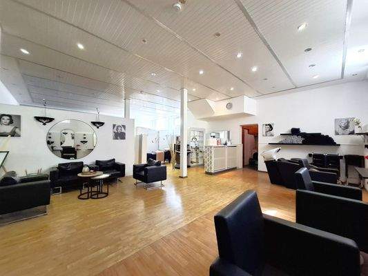 5.Gewerbe rechts.jpg