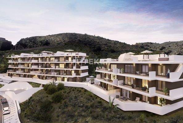 Hillside Apartments with Sea Views in Rincón de la Victoria