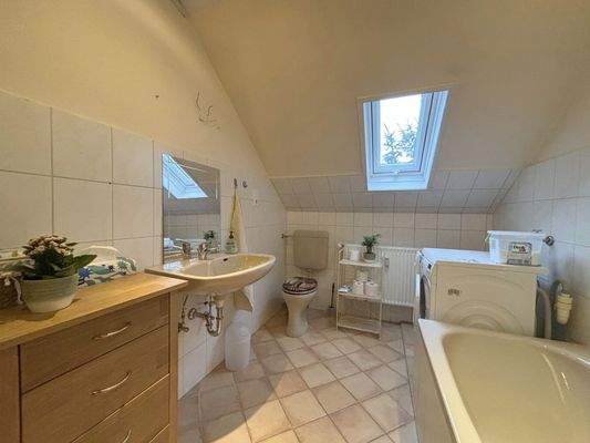 Badezimmer Dachgeschoss