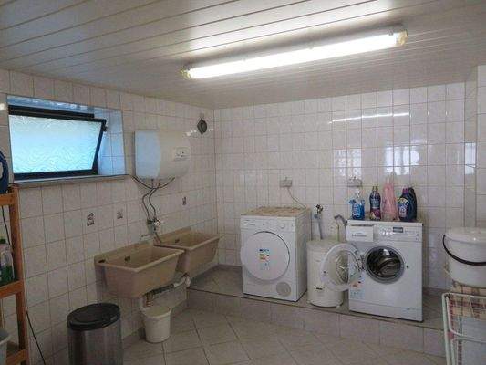 Nebengelass: Hauswirtschaftsraum