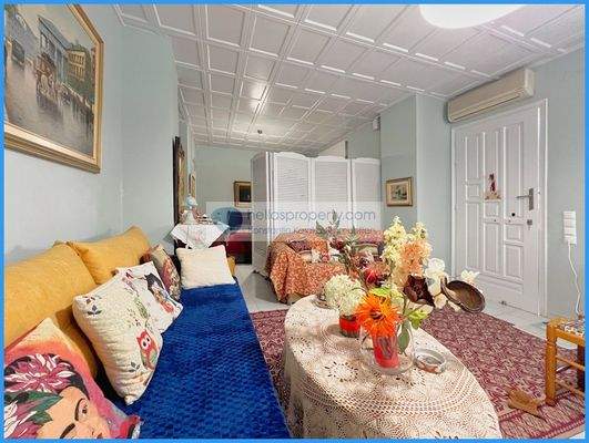 7277c4c6d4ea44a0bdfa3725888af3f2-original