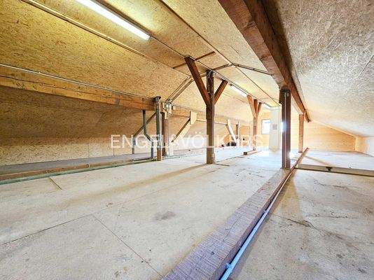 ausbaufähiges Dachgeschoss