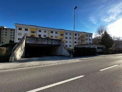 Völs Garage, Völs Stellplatz