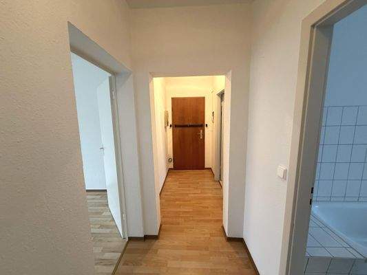 Blick zur Wohnungseingangstür