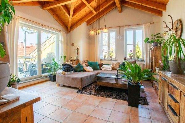 gemütliches Wohn- und Esszimmer