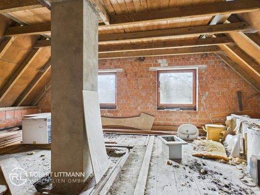 Obergeschoss zukünftiges Wohnzimmer + Küche