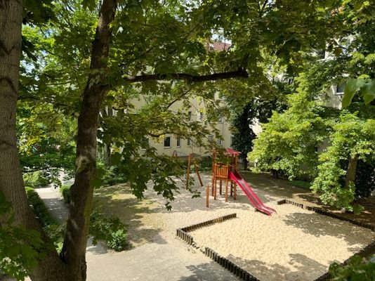 Ausblick zum Innenhof - Ansicht 2