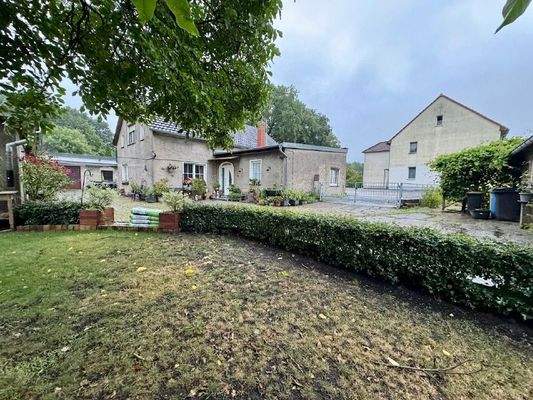 Ansicht Hof & Einfahrt