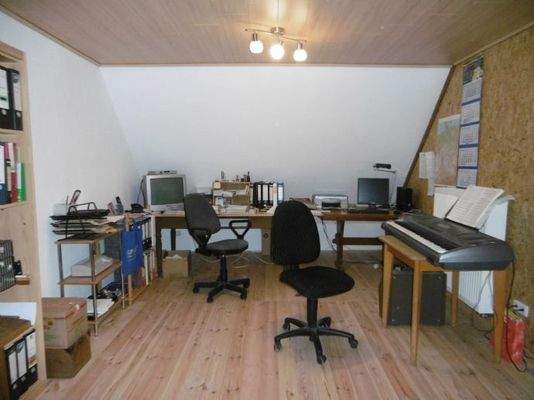 EFH Büro im Dachgeschoss 