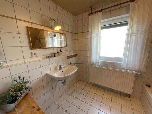 Badezimmer DG Ansicht 1