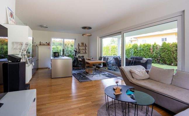 Wohn- Ess- Küchenzimmer