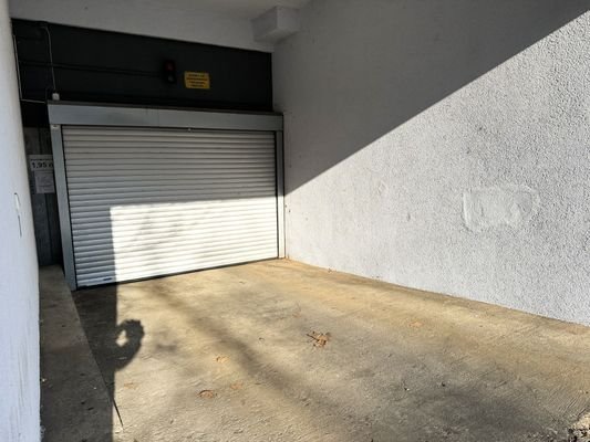Tiefgaragenabfahrt.JPG