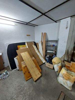 008 - Garage von innen