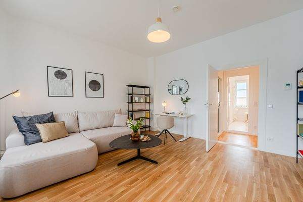 Berliner Straße _Stylish-Living-Room-Berlin-Apartment_#71-5.jpg