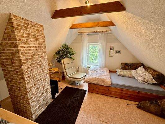 Gemütliches Dachgeschosszimmer