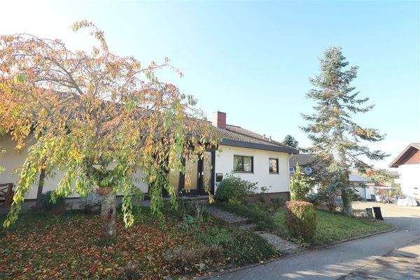 Aussen Hofseite .jpg