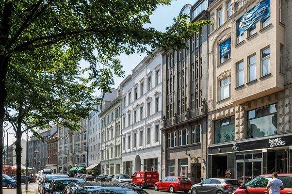 Wohn-/Geschäftshaus