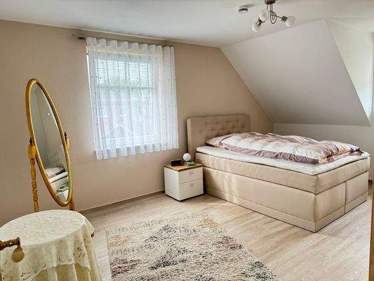 Schlafzimmer OG