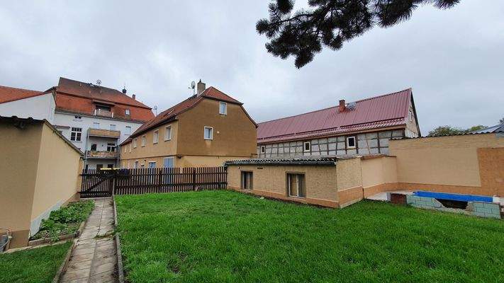 Garten Richtung Gebäude RMH