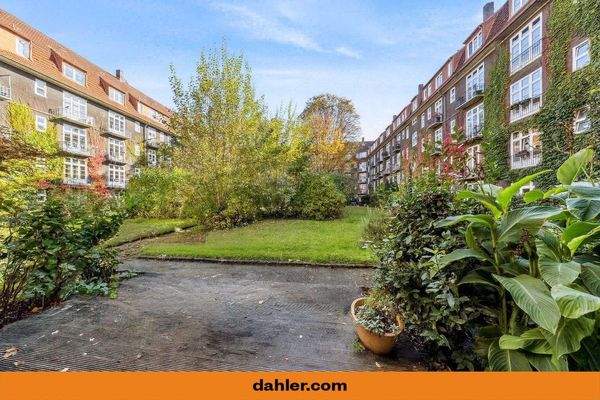 Terrasse in den Hinterhof