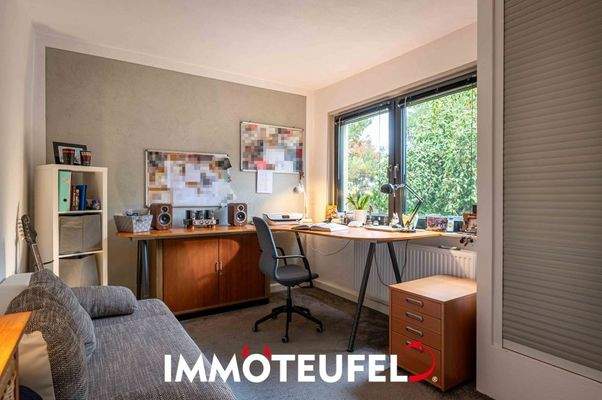 Arbeite-/Kinderzimmer